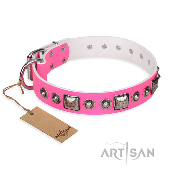 Full grain leather dog collar made of high quality material with reliable fittings